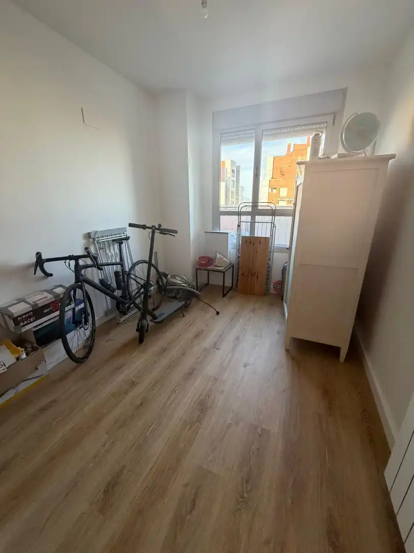 Bedroom of Attic for sale in Burjassot  with Air Conditioner, Heating and Terrace