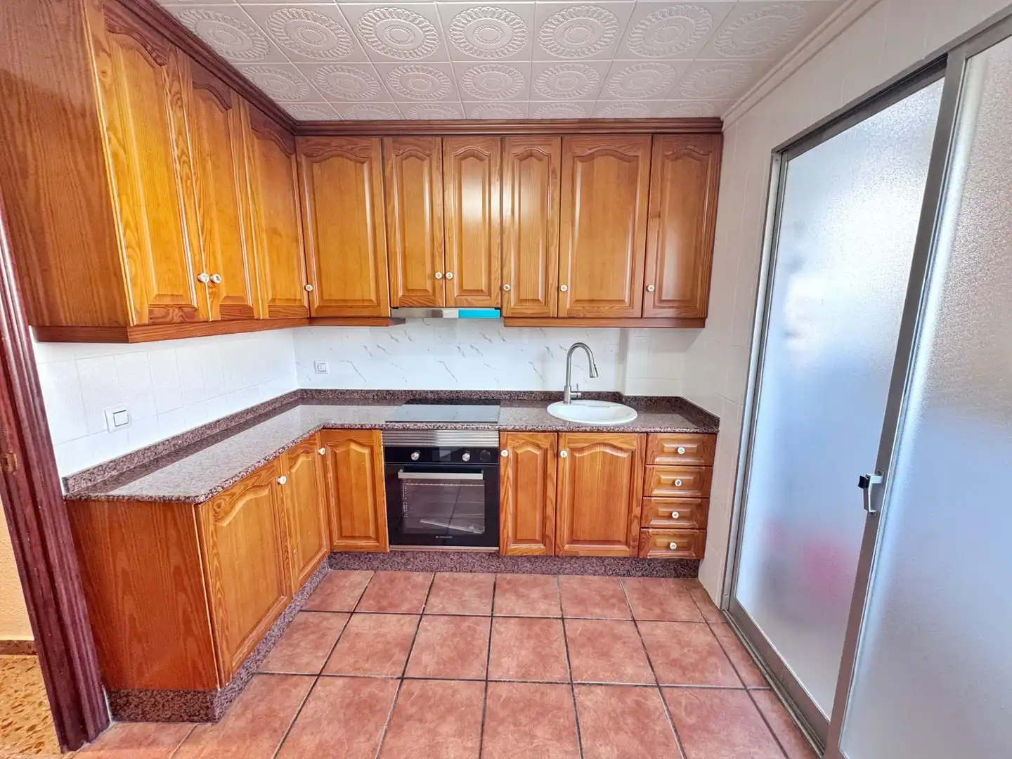 Cocina de Piso de alquiler en Petrer con Aire acondicionado, Amueblado y Balcón