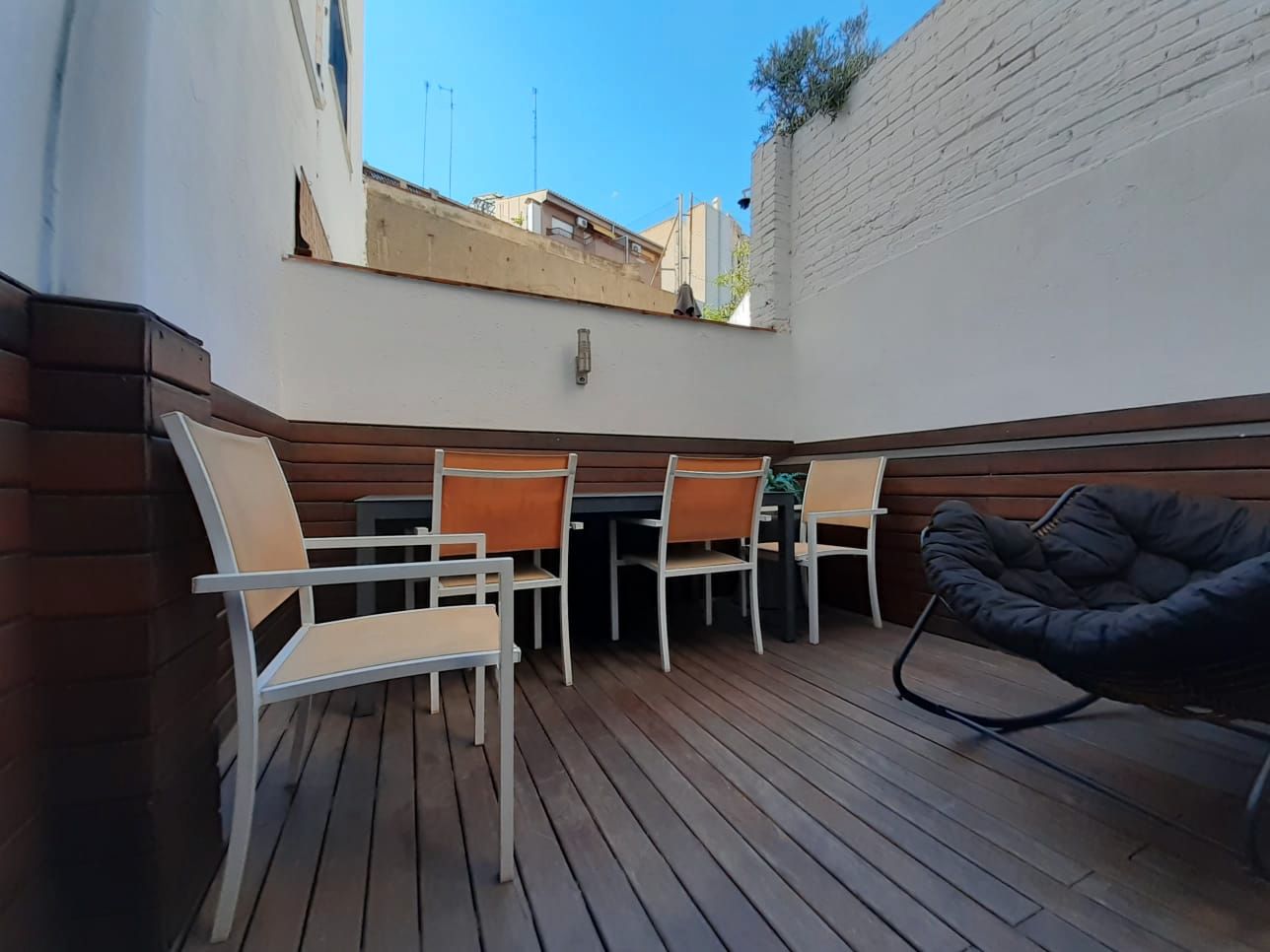 Terraza de Piso de alquiler en  Barcelona Capital con Terraza, Amueblado y Horno