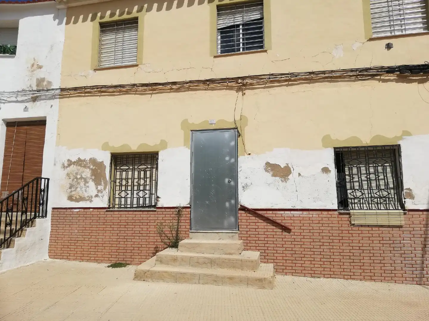 Exterior view of Houses for sale in Tobarra