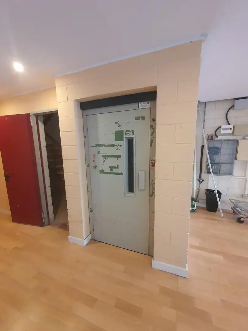 Nave industrial en venta en Montigalà - Sant Crist, imagen 11