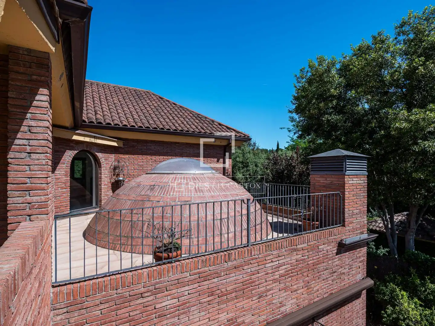 Terrassa de Casa o xalet en venda en Sant Cugat del Vallès amb Aire condicionat, Calefacció i Traster