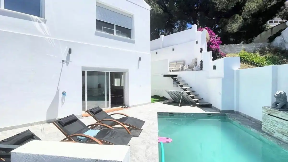 Chalet con terraza en venta en Calle Las Violetas 3, imagen 3