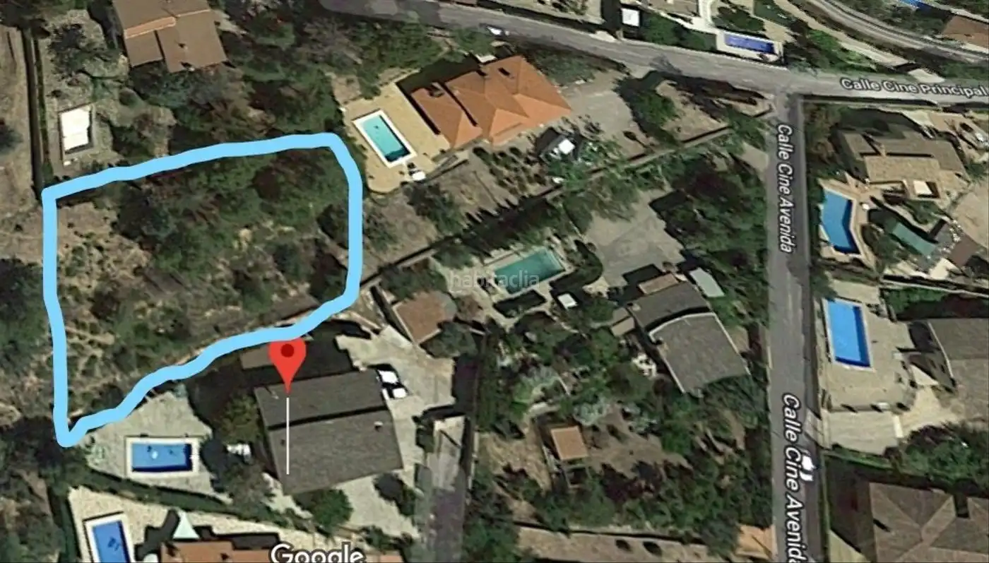 Terreno residencial en venta en Carrer Cine Principal 15