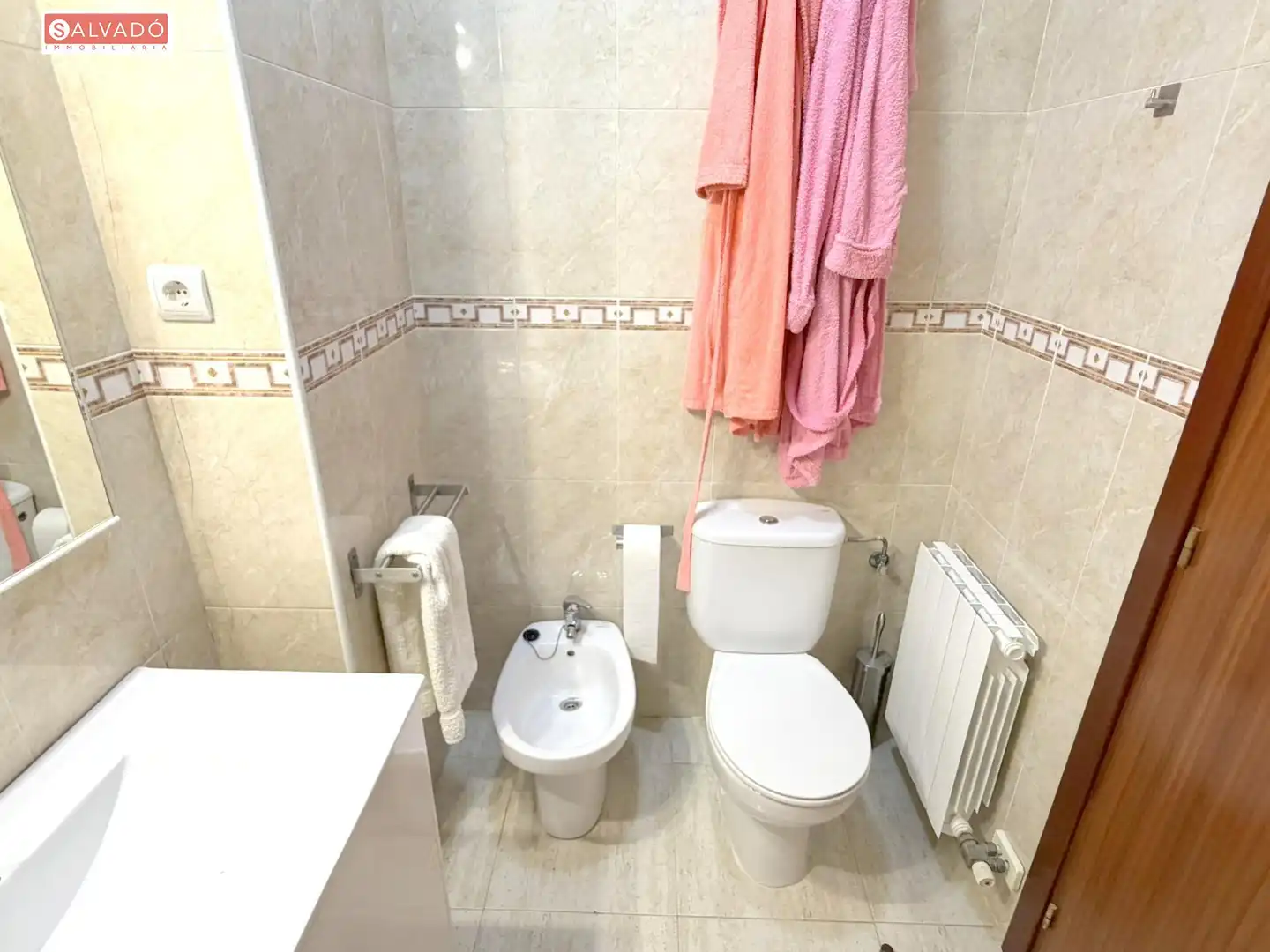 Baño de Casa adosada en venta en Calafell con Calefacción, Jardín privado y Terraza