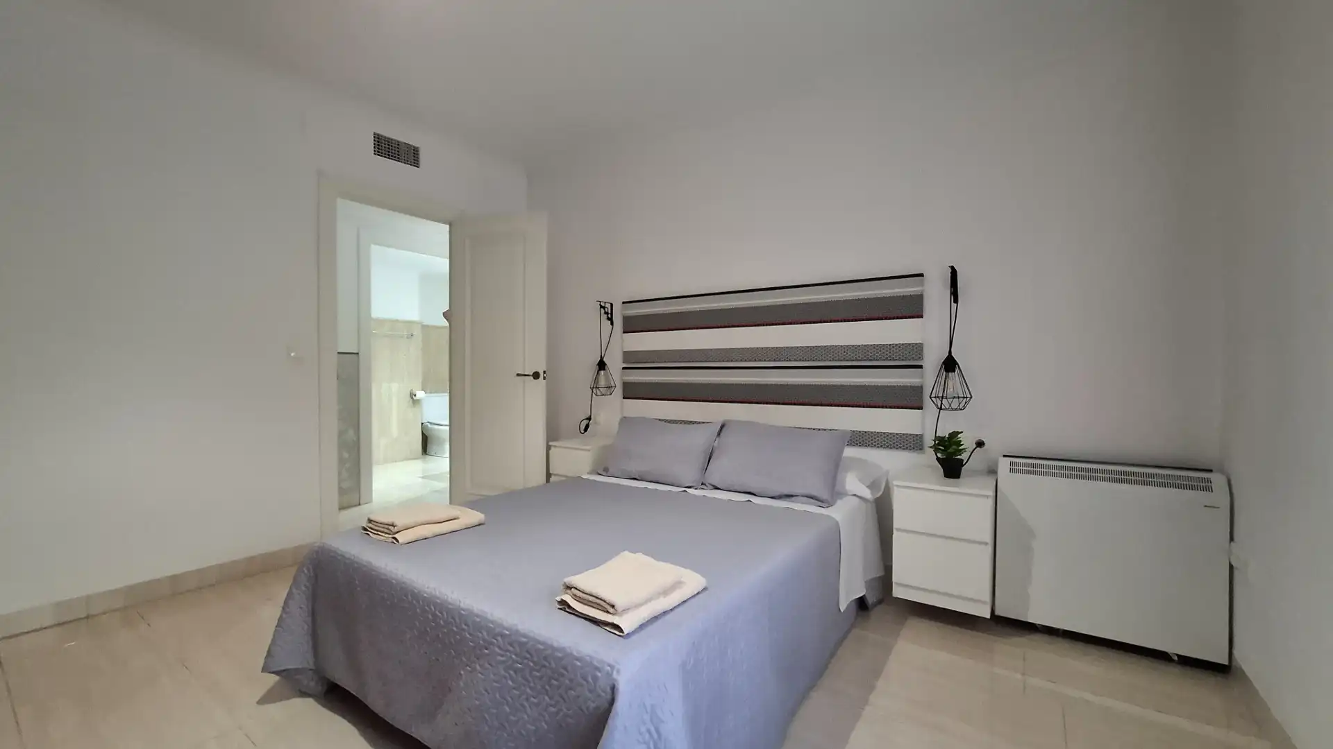 Habitación de Piso de alquiler en Córdoba con Aire acondicionado, Calefacción y Amueblado