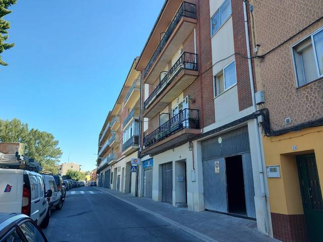 Local comercial en Alquiler en Calvario, 26 en Cuéllar