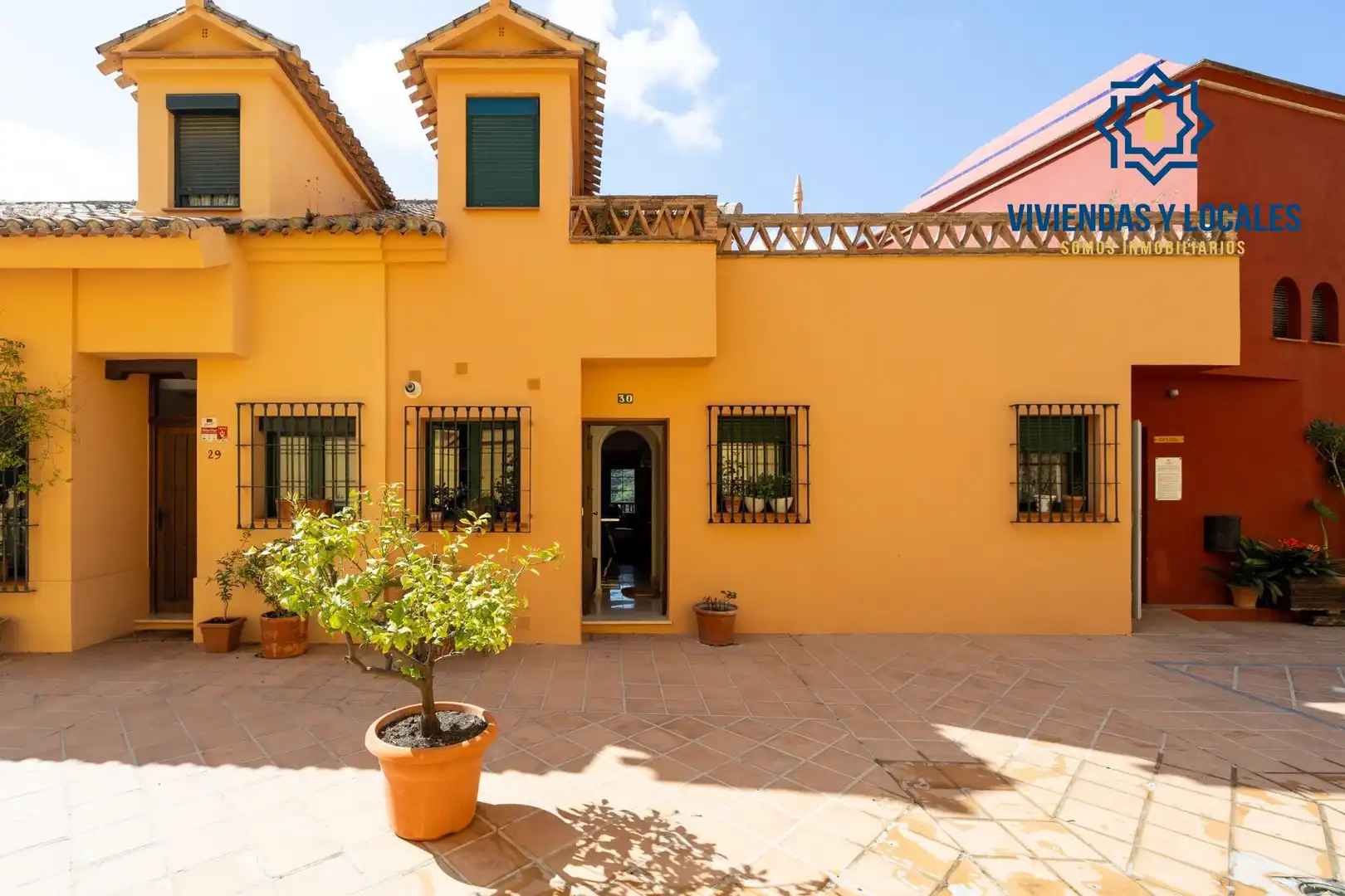 Casa adosada en venta en Cuesta Pino, 65, Crta. De la Sierra , Genil