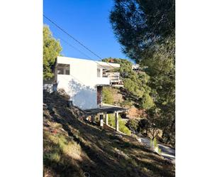 Exterior view of Single-family semi-detached for sale in Castellar del Vallès  with Terrace and Alarm