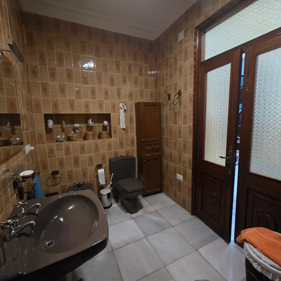 Bathroom of Detached homes for sale in Ubrique  with Terrace and Balcony
