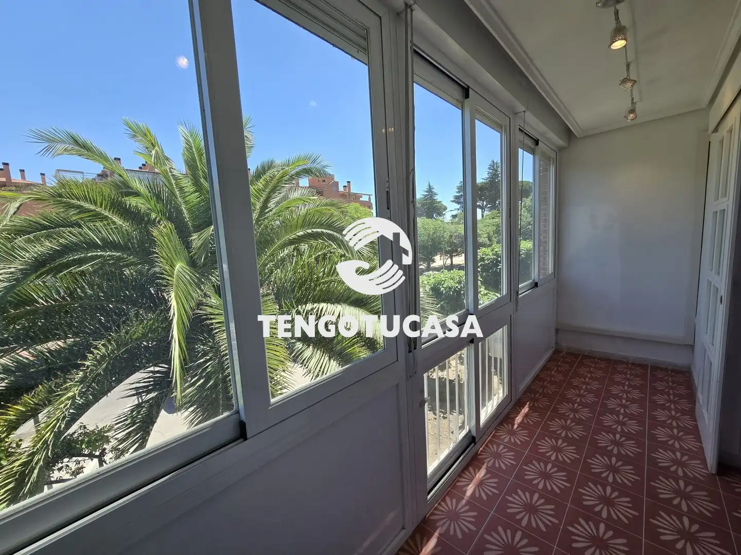 Balcony of Flat for sale in Madrid  with Air Conditioner, Heating and Parquet flooring