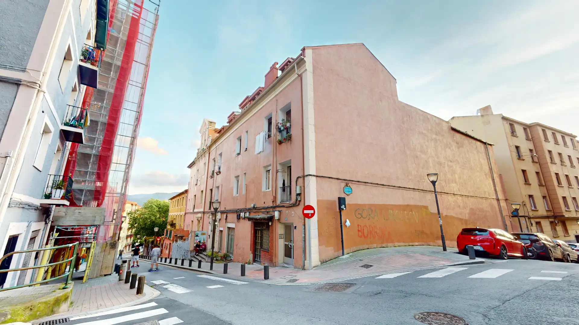 Vista exterior de Planta baixa en venda en Bilbao  amb Calefacció