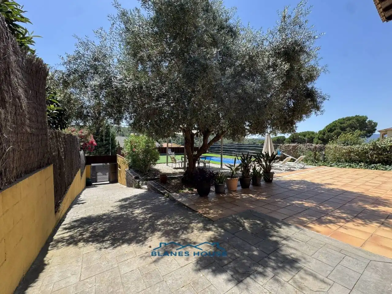 Jardí de Casa o xalet en venda en Tordera amb Aire condicionat, Jardí privat i Terrassa