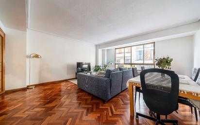 Sala d'estar de Pis en venda en  Madrid Capital amb Aire condicionat