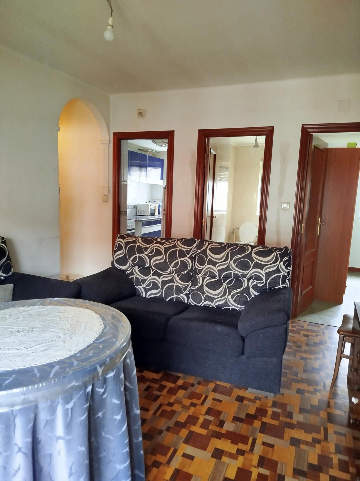 Living room of Flat for sale in Salamanca Capital  with Balcony