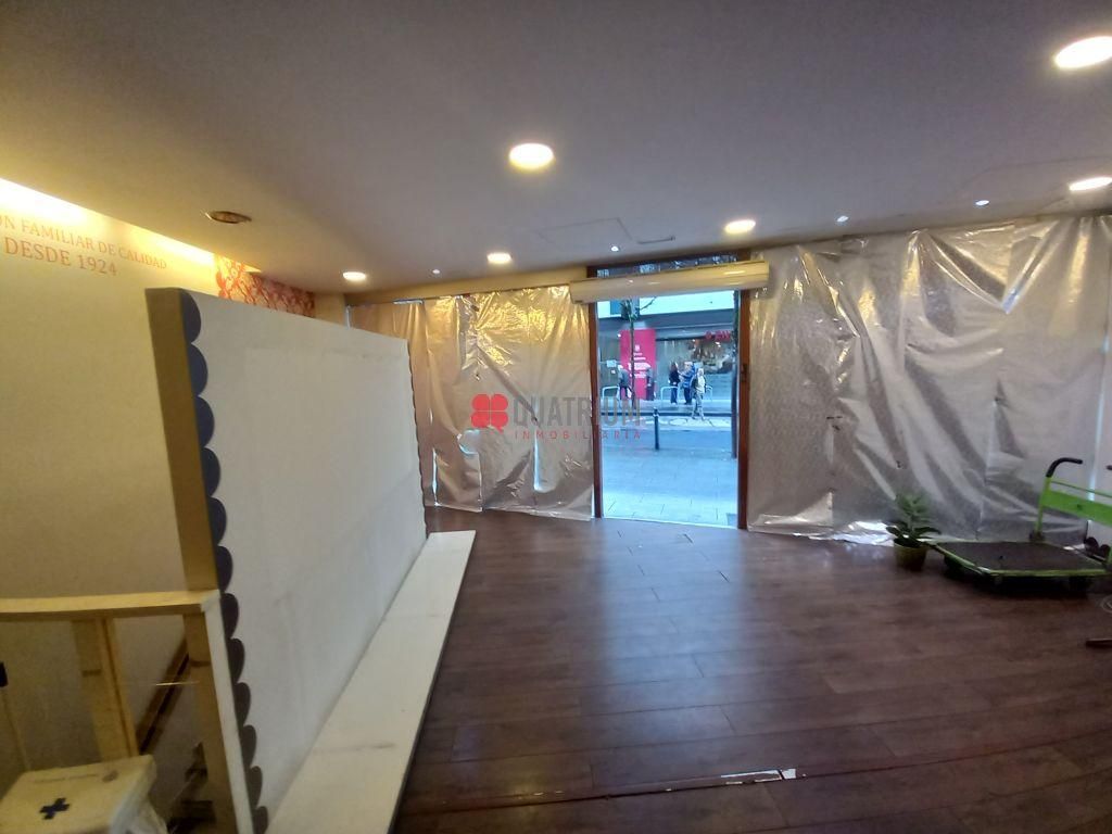 Premises for sale in Santiago de Compostela 