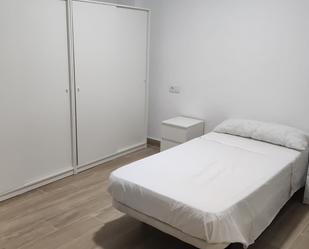 Bedroom of Flat to share in  Murcia Capital  with Air Conditioner