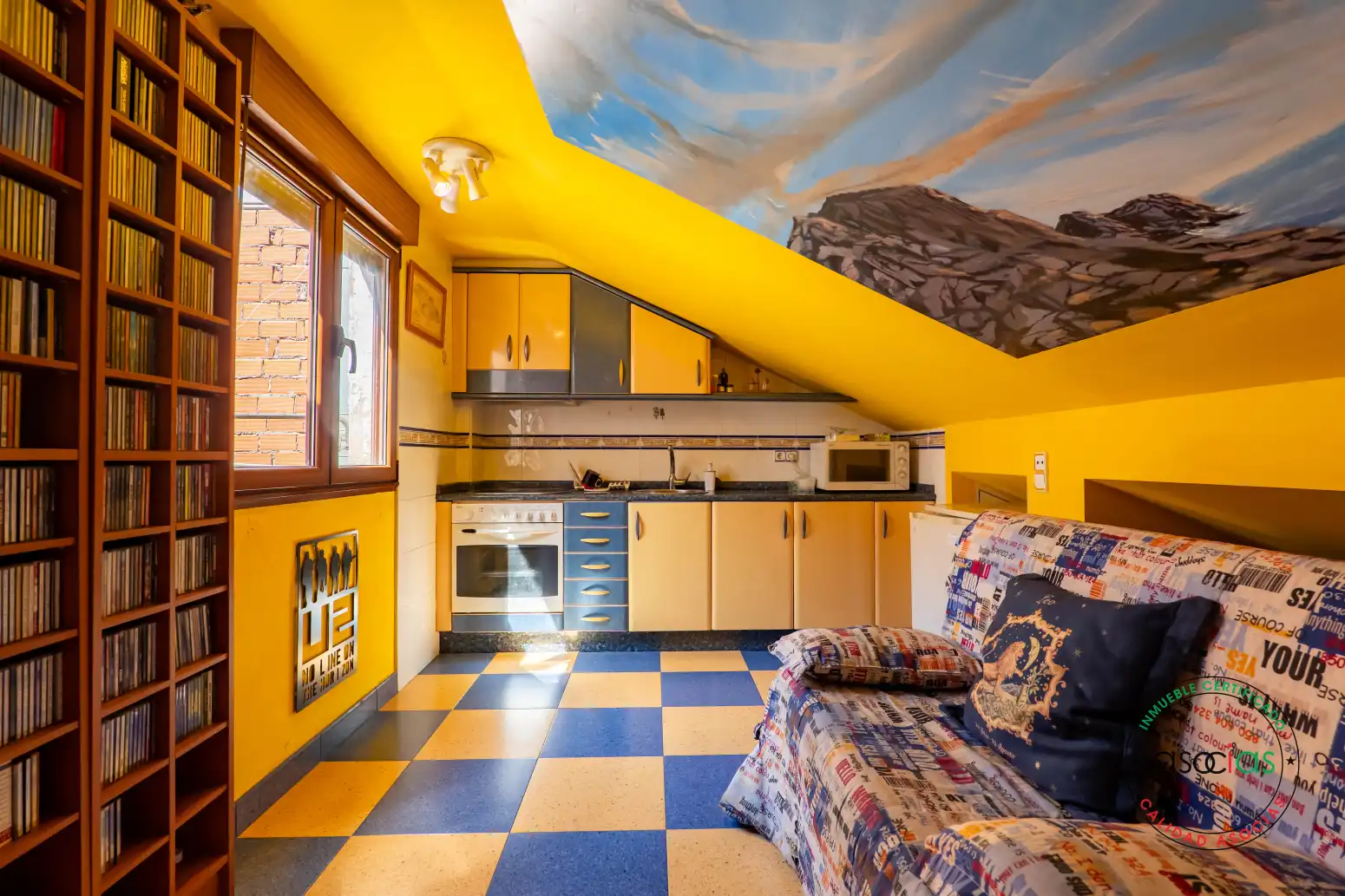 Cocina de Piso en venta en Gijón  con Calefacción y Trastero