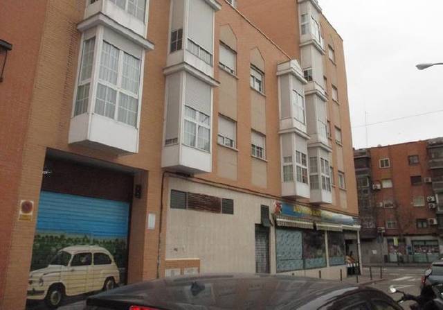 Garaje en Venta en C/ General Ricardos en San Isidro