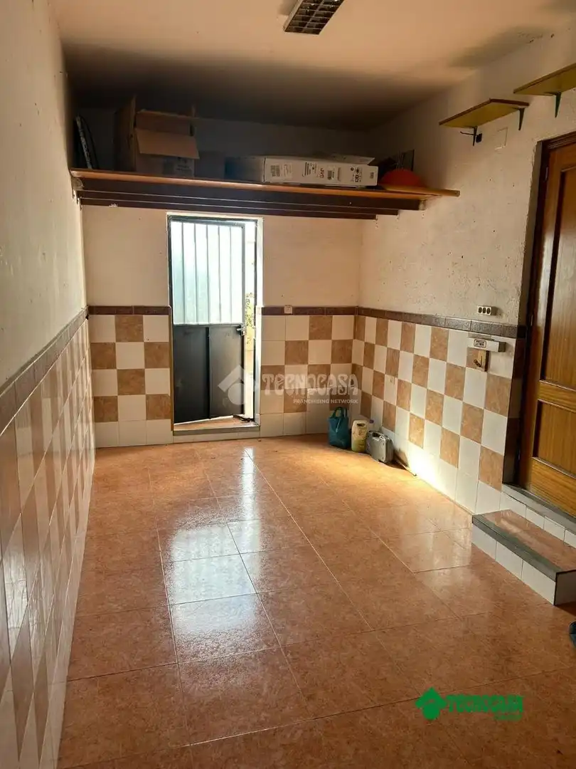 Casa adosada en venta en Alcabón