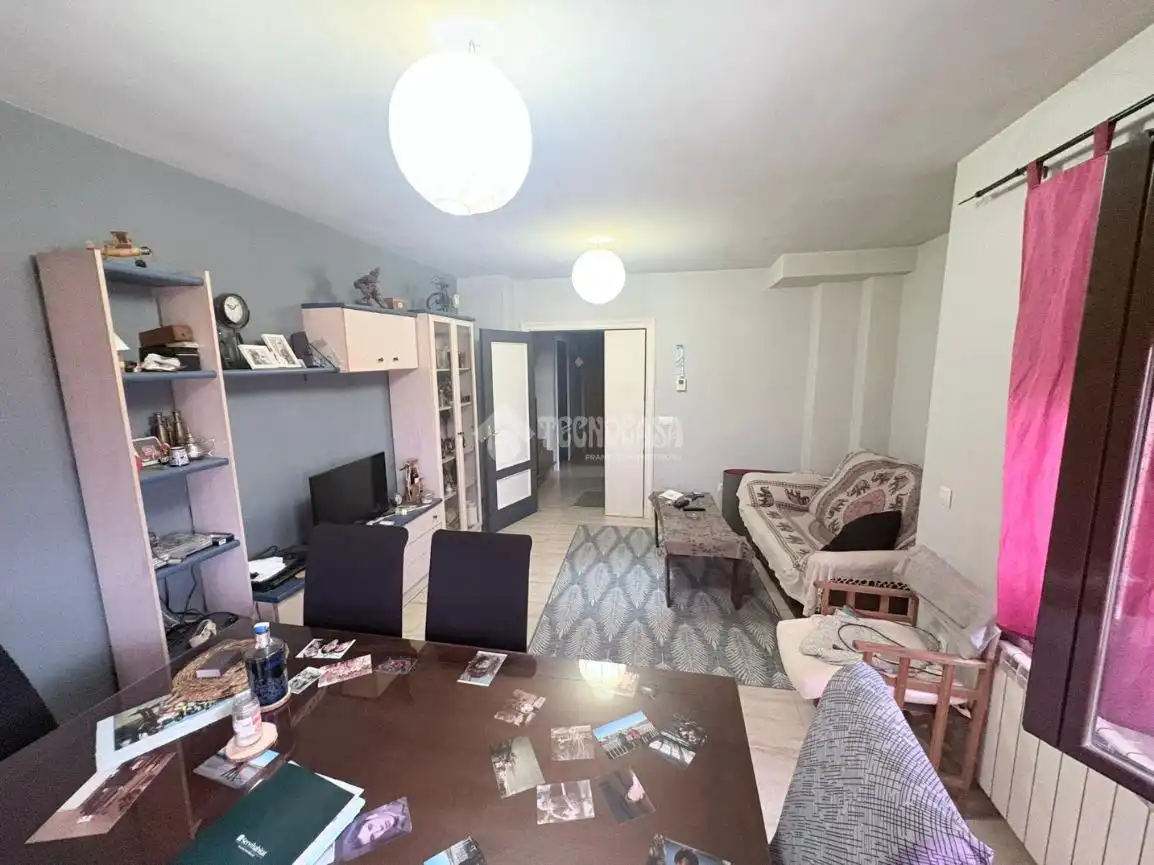 Habitación de Casa adosada en venta en Velada con Aire acondicionado, Calefacción y Jardín privado