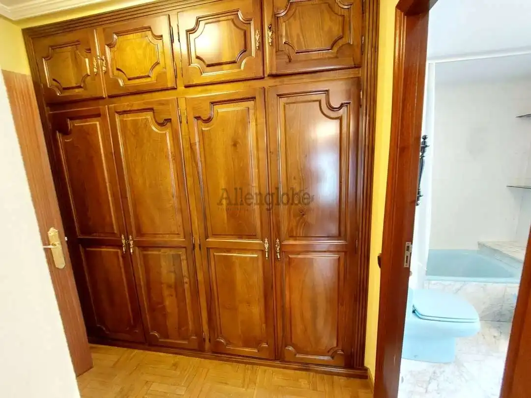 Flat for rent in Oviedo   with Heating