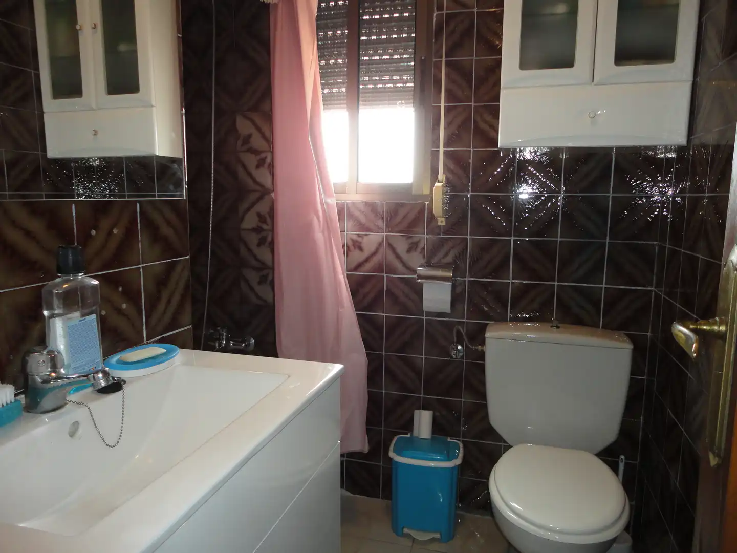 Baño de Casa adosada en venta en Olmedo con Calefacción, Jardín privado y Terraza