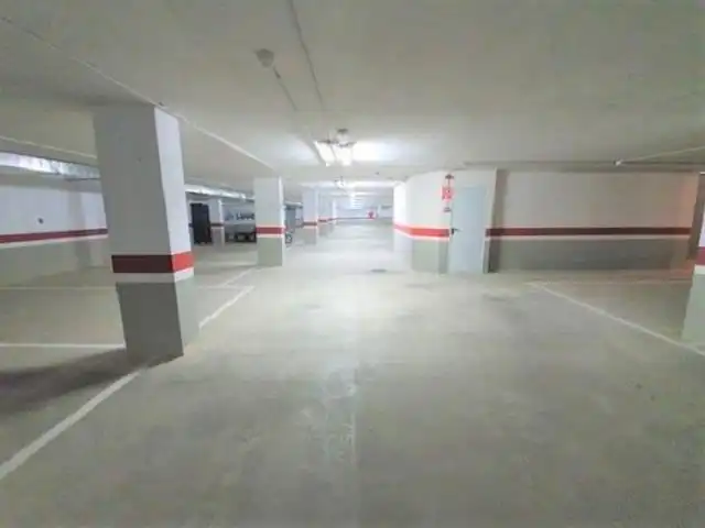 Garage for sale in Foz