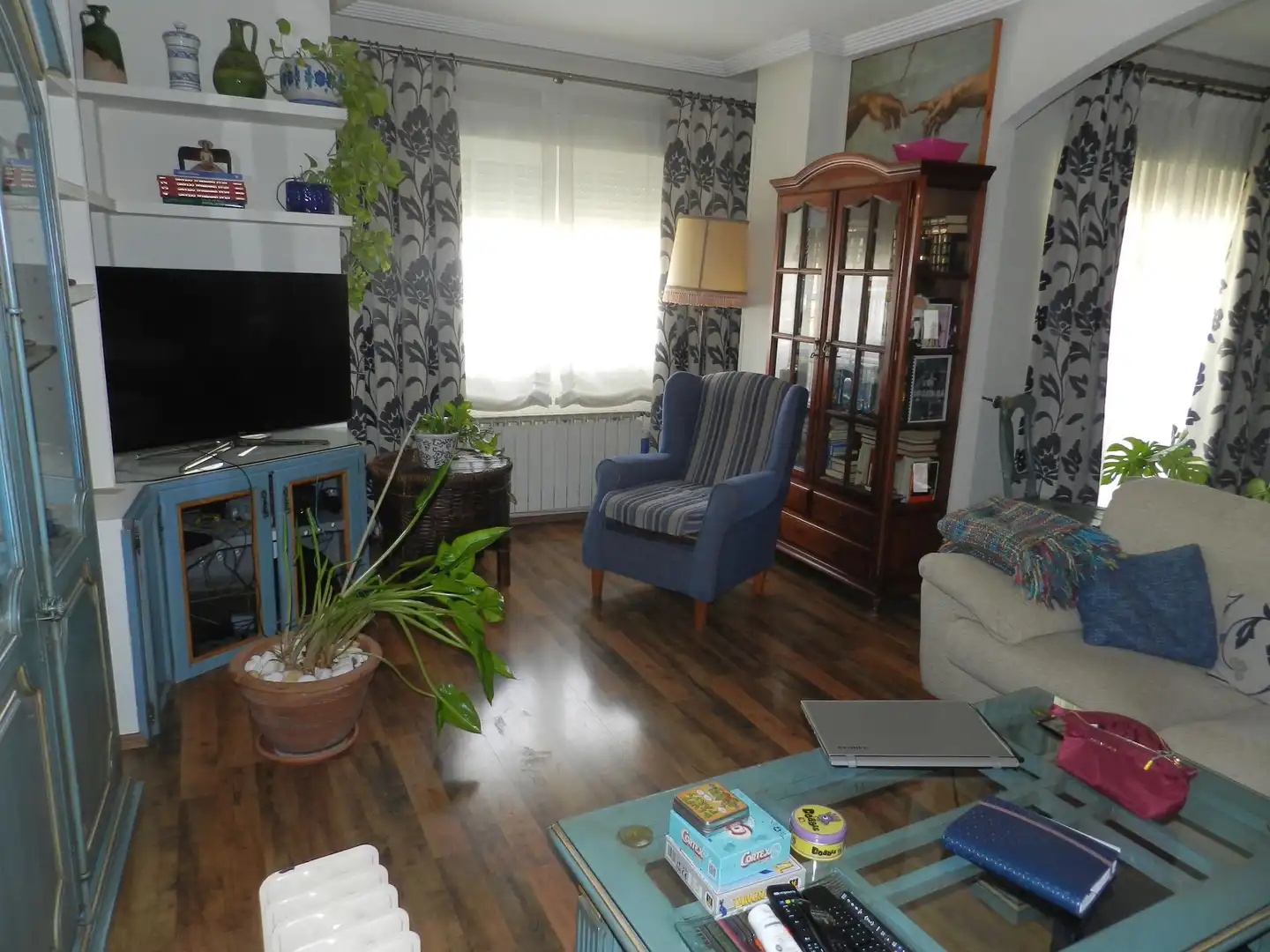 Sala d'estar de Casa o xalet en venda en Linares amb Aire condicionat, Calefacció i Jardí privat