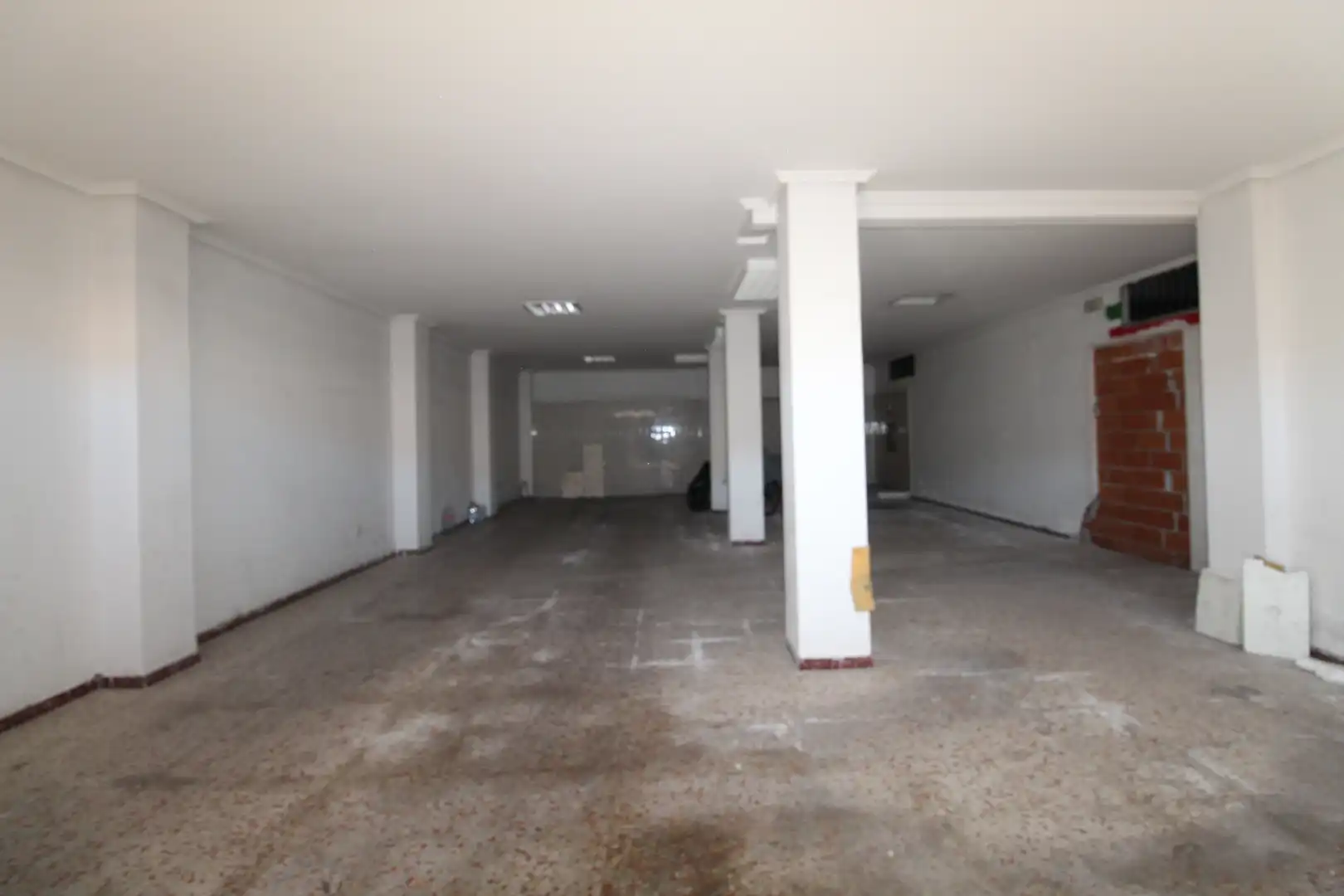 Local comercial en venda a Fuensalida, imagen 2