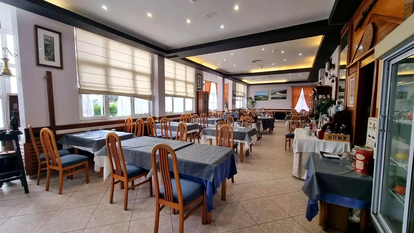 Local comercial en venda a Soto de la Marina, imagen 3