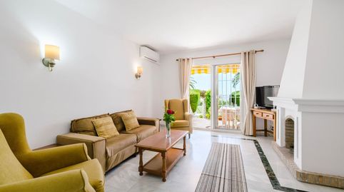 Foto 3 von Einfamilien-Reihenhaus zum Verkauf in Calle Oslo, Capistrano, Nerja