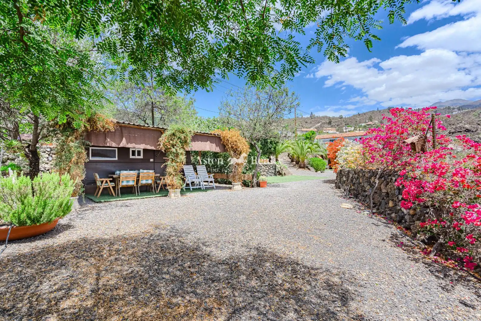 Jardí de Casa o xalet en venda en Guía de Isora amb Terrassa, Traster i Moblat