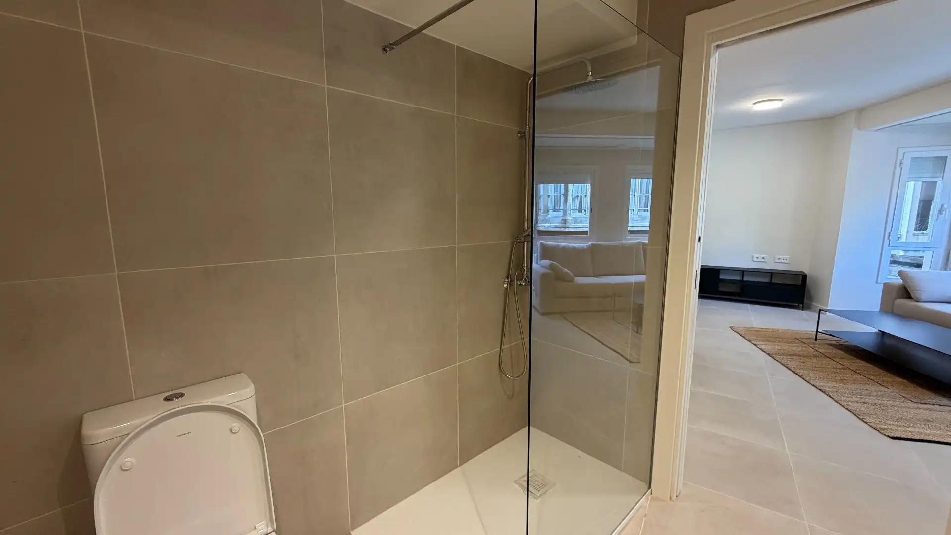Bathroom of Flat for rent in Tortosa  with Air Conditioner, Heating and Furnished