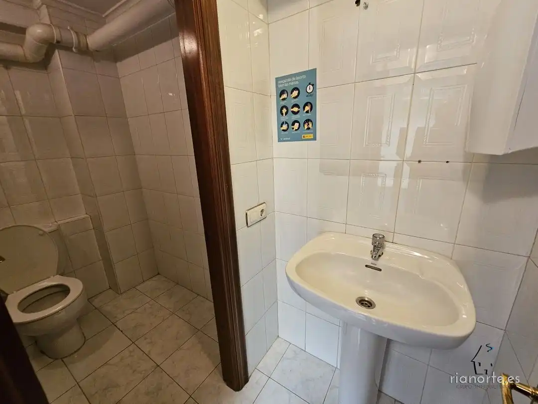 Business premises to rent in Centro, imagen 10