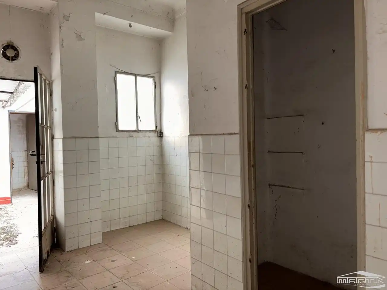 Cocina de Edificio en venta en Cabra