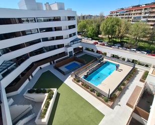 Piscina de Pis de lloguer en Móstoles amb Aire condicionat, Calefacció i Terrassa