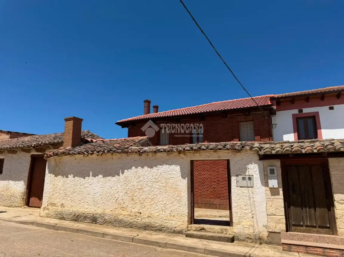 Vista exterior de Casa o xalet en venda en Páramo de Boedo