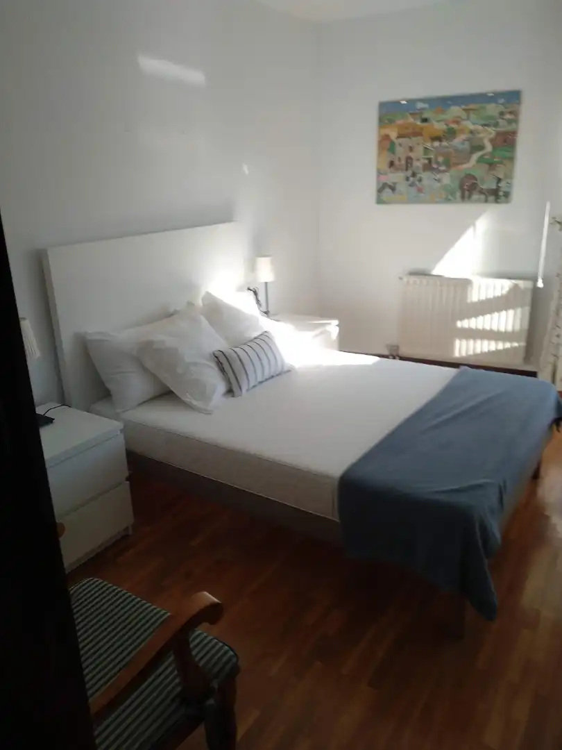 Habitación de Piso de alquiler en  Pamplona / Iruña con Calefacción, Parquet y Terraza