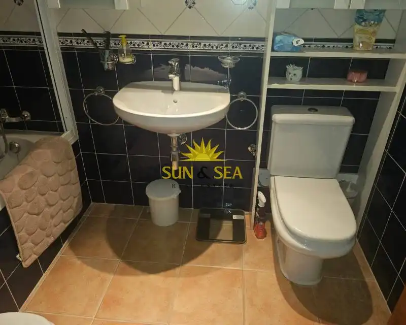 Baño de Apartamento de alquiler en Torre-Pacheco con Aire acondicionado, Calefacción y Piscina