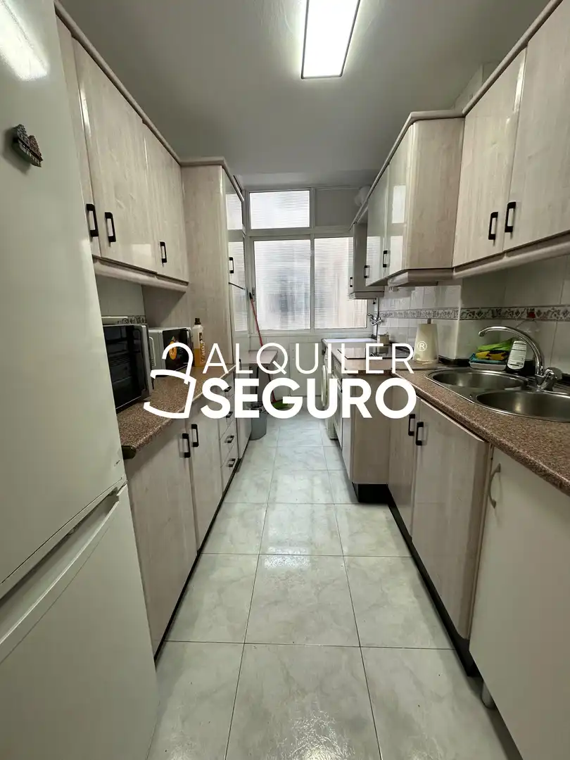 Küche von Wohnung zur Miete in Málaga mit Klimaanlage und Möbliert