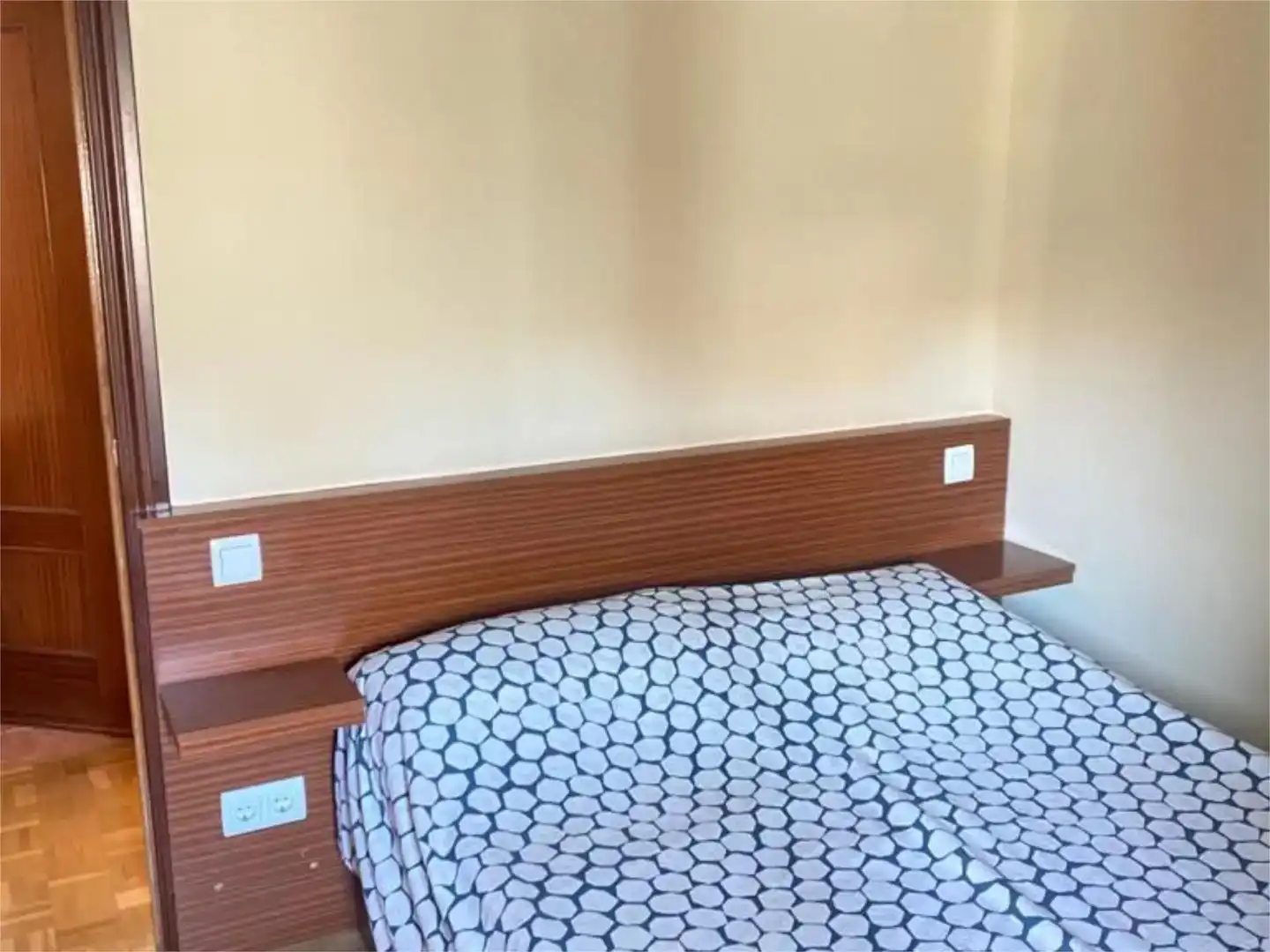 Bedroom of Flat for rent in  Madrid Capital  with Air Conditioner