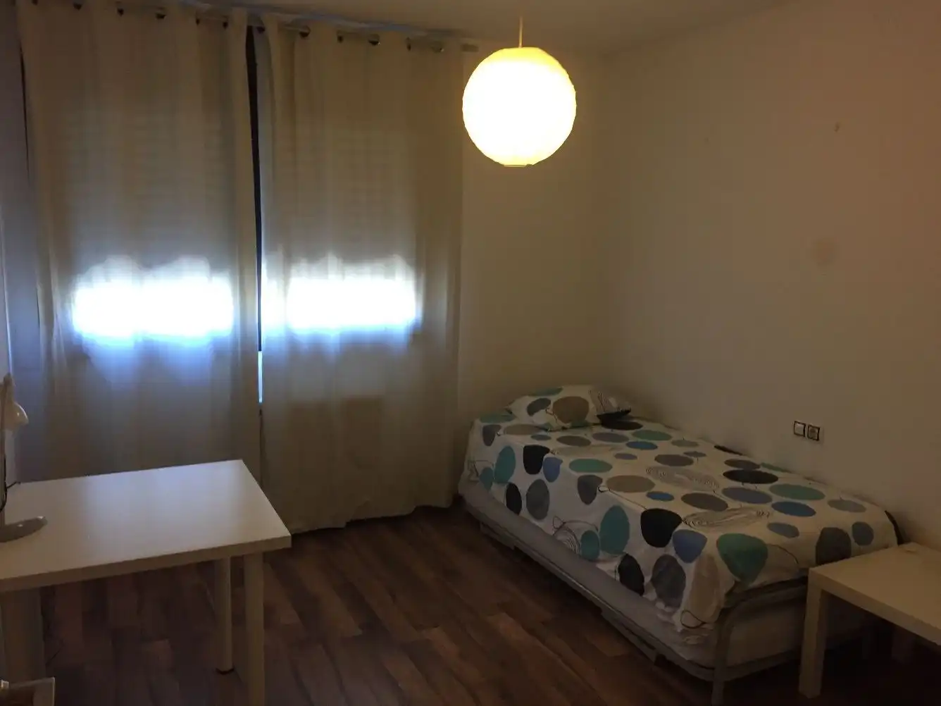 Habitación de Casa o chalet en venta en Tarragona con Aire acondicionado, Calefacción y Jardín privado