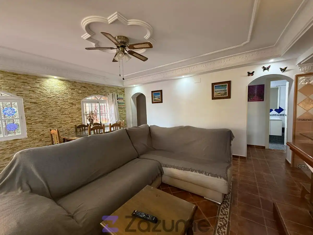 Villa mit Terrasse zur Miete in C. de Nador, imagen 2