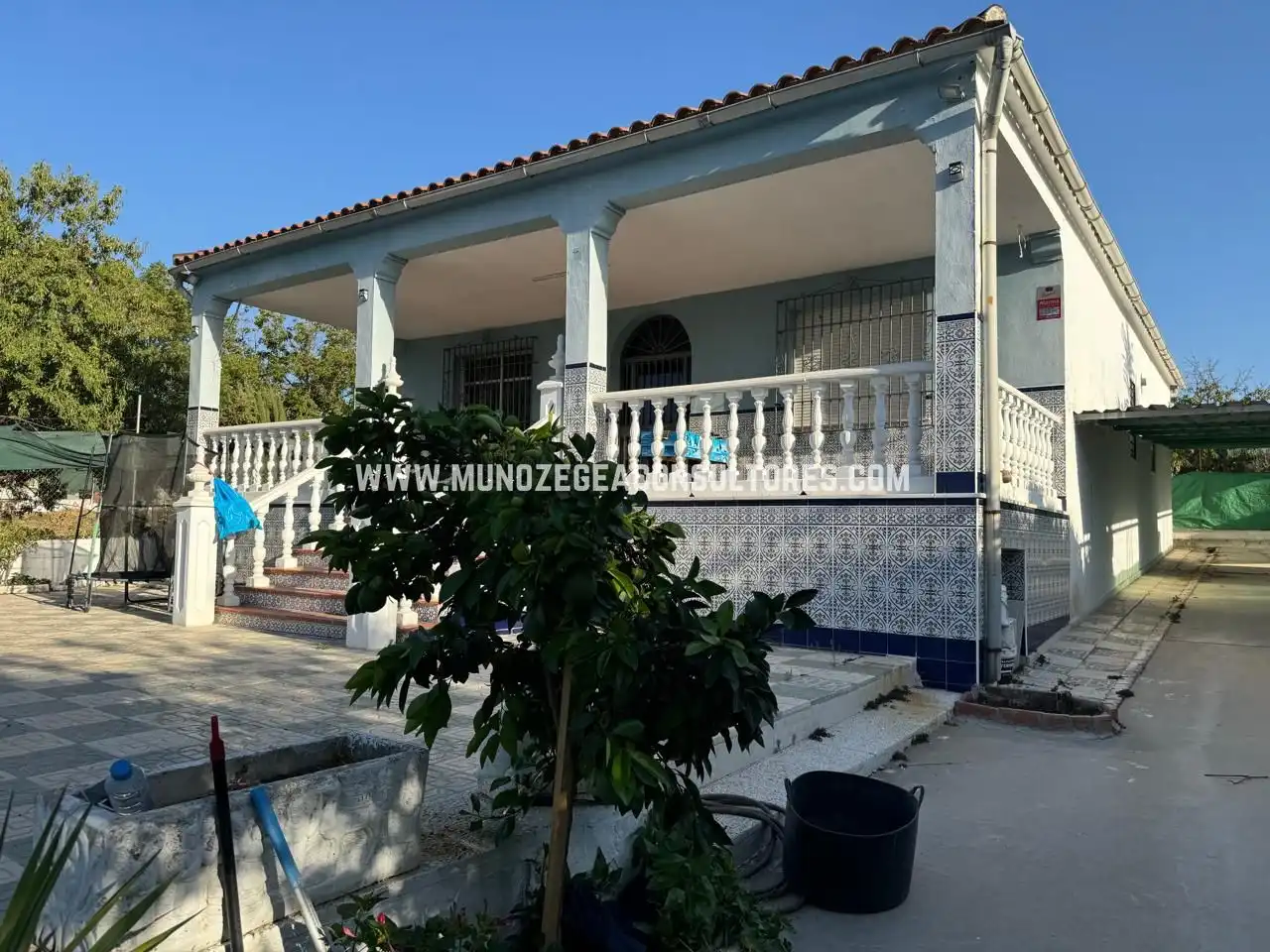 Vista exterior de Casa o chalet en venta en Lucena con Jardín privado y Piscina
