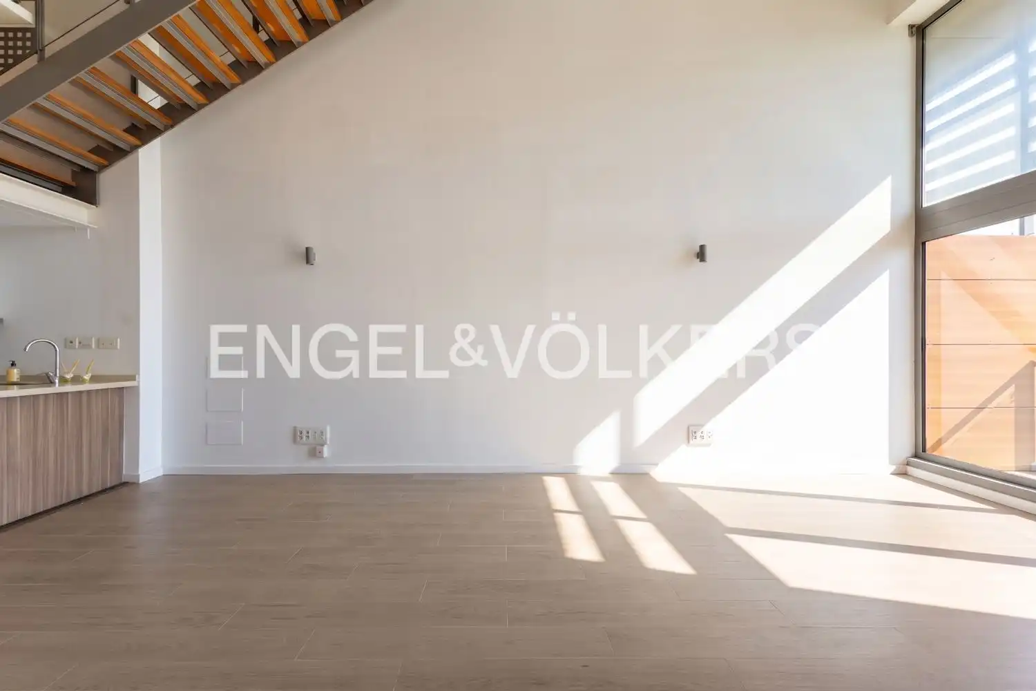 Sala de estar de Piso de alquiler en Xirivella con Aire acondicionado, Calefacción y Jardín privado