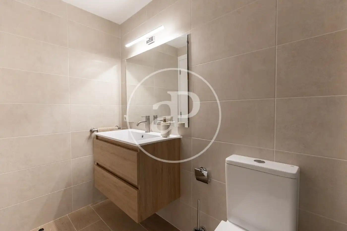 Baño de Piso de alquiler en Son Servera con Aire acondicionado, Calefacción y Jardín privado