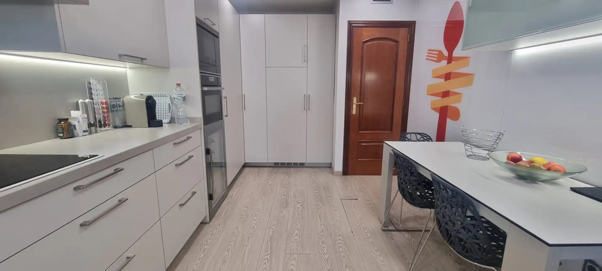 Kitchen of Houses for sale in Badalona  with Air Conditioner, Heating and Terrace
