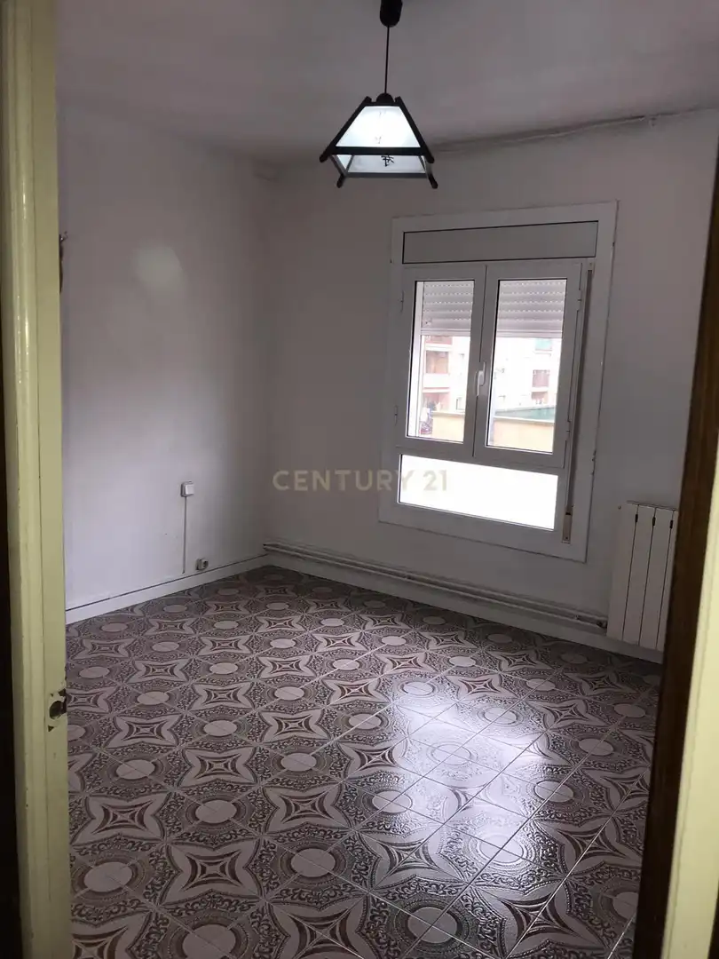 Piso en venta en Carrer dels Torners, 8, Sabadell, Spain, imagen 2