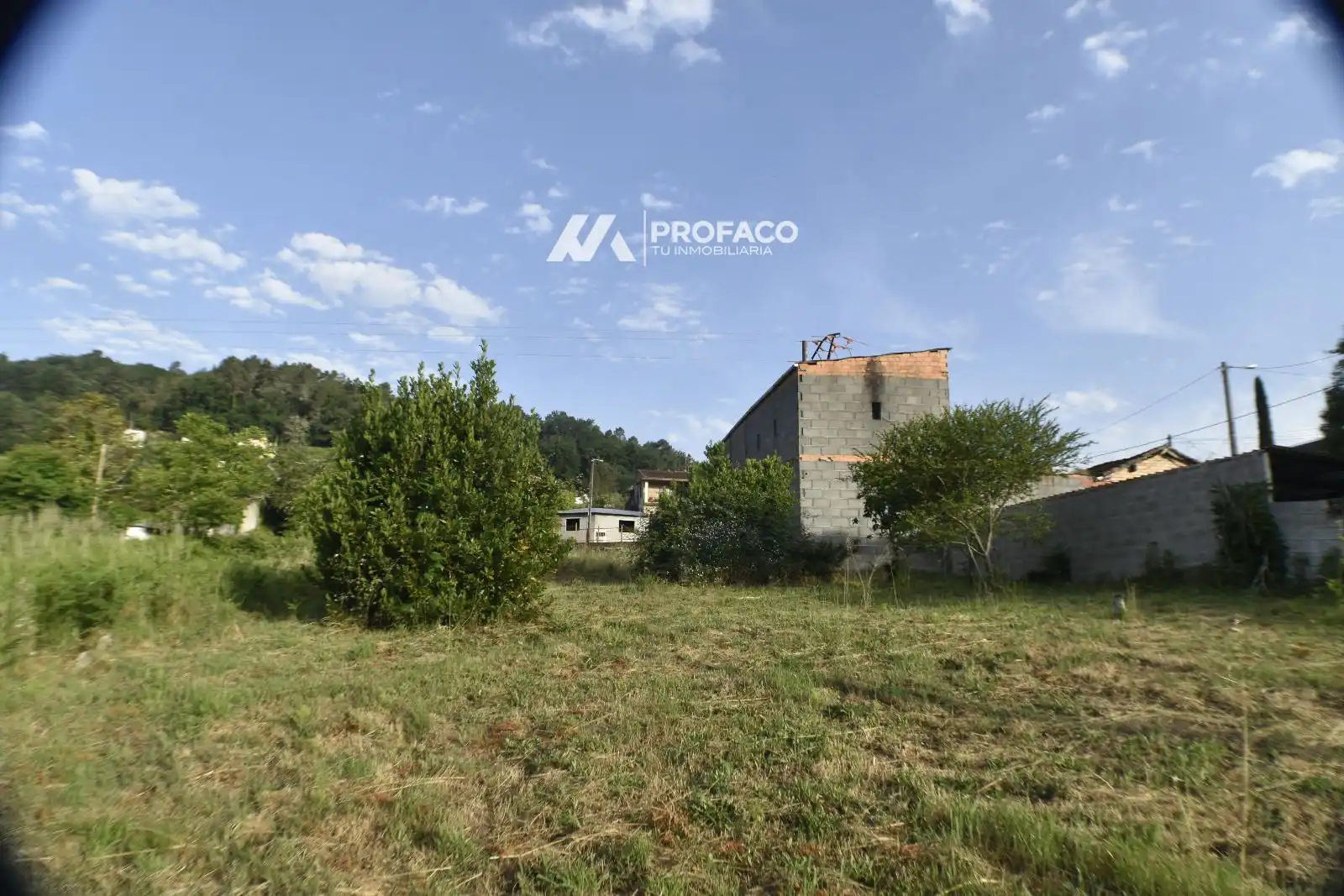 Casa adosada en venda en Punxín